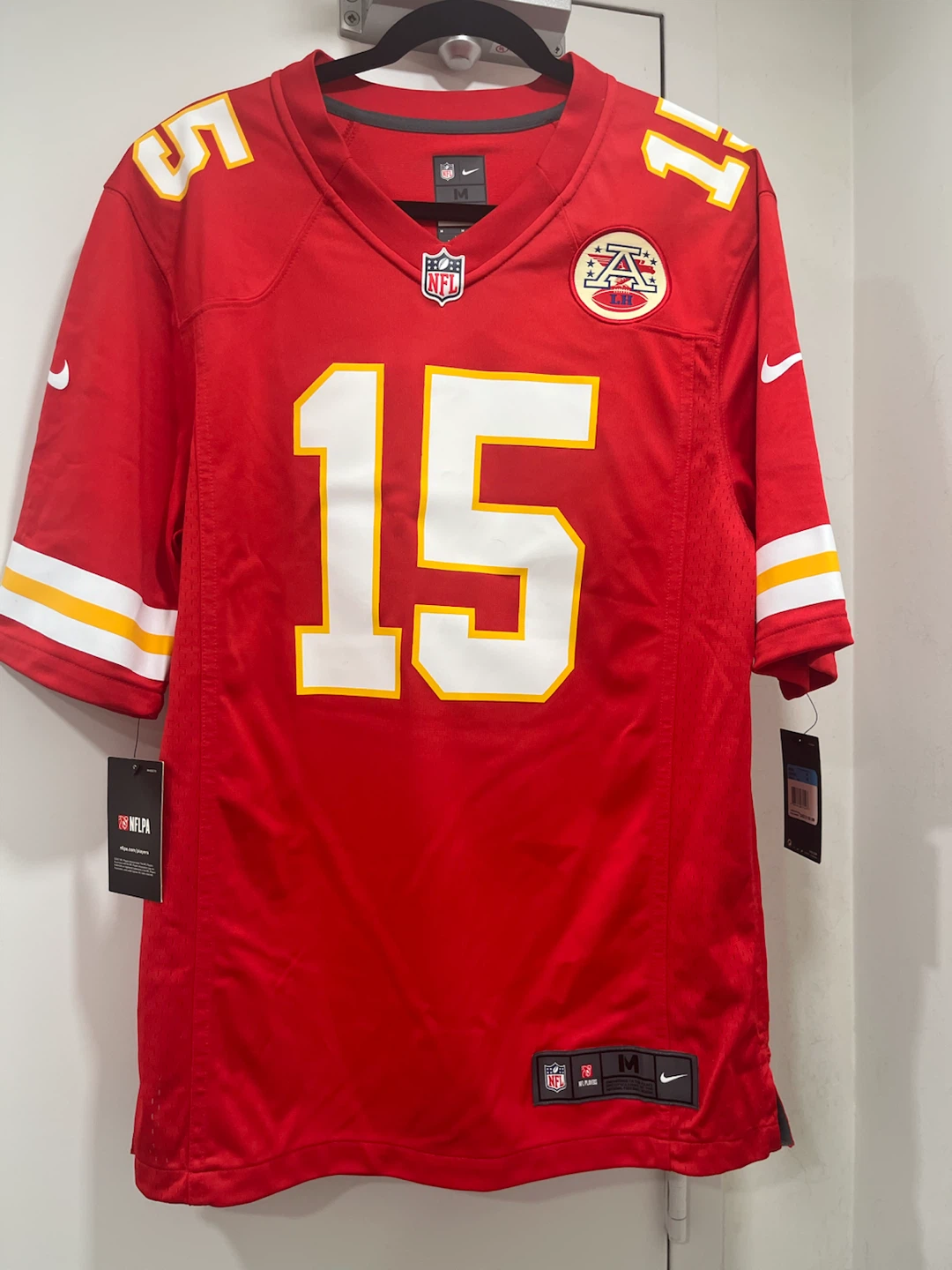 NFL Kansas City Chiefs Mahomes #15 Football Jersey WITH TAGS - photo 2