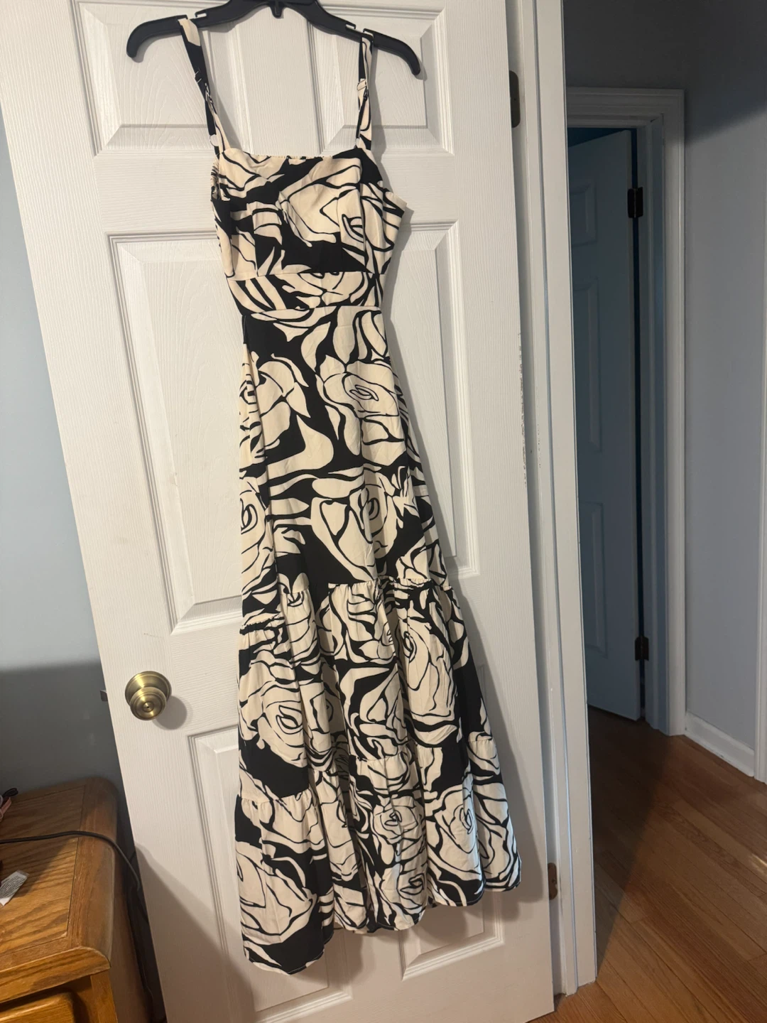 Maxi Dress Black and White Floral Pattern - photo 2