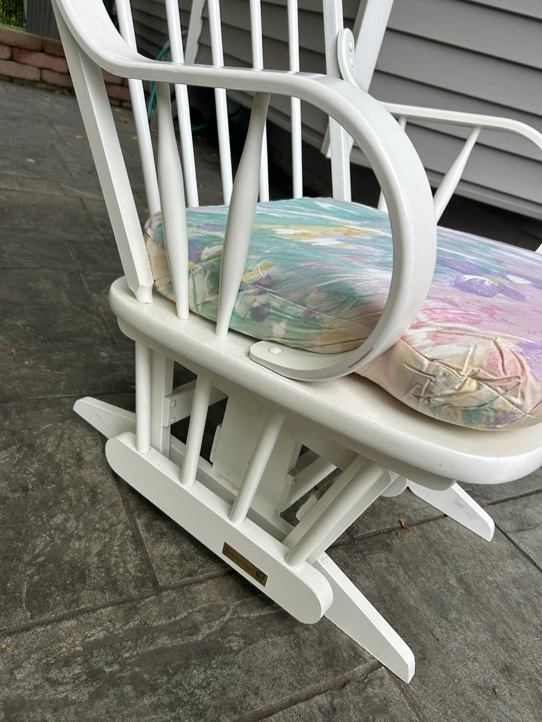 Dutailier Glider Rocking Chair with Floral Cushion - photo 2