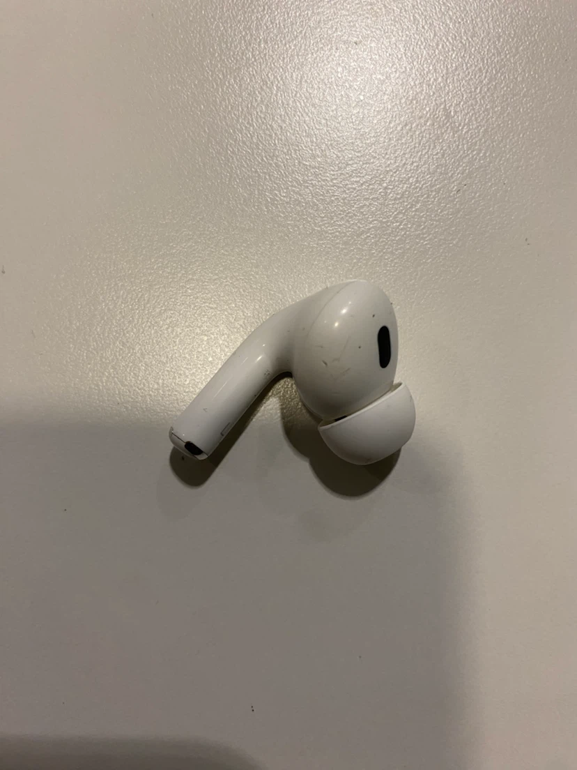 Apple AirPods Pro (2 gen) - Left Earbud FOR USB CASE VERSION