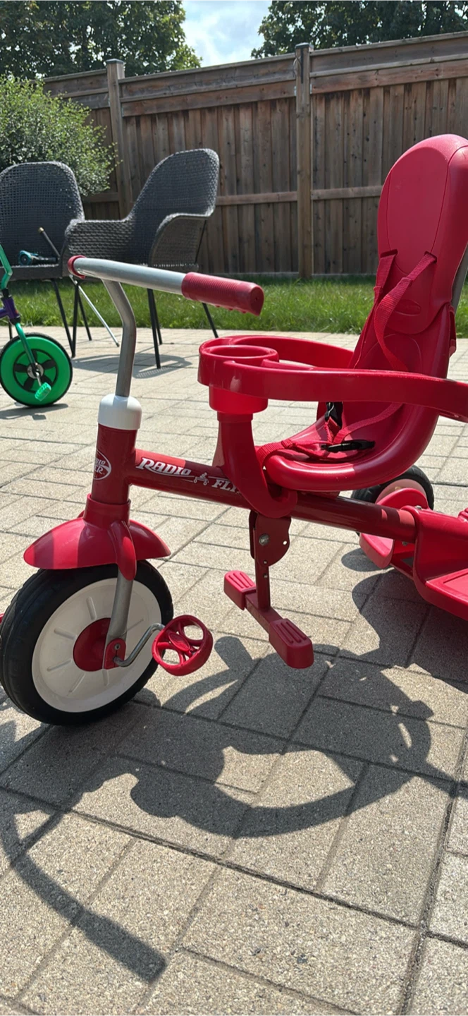 Radio Flyer Red Tricycle - photo 2