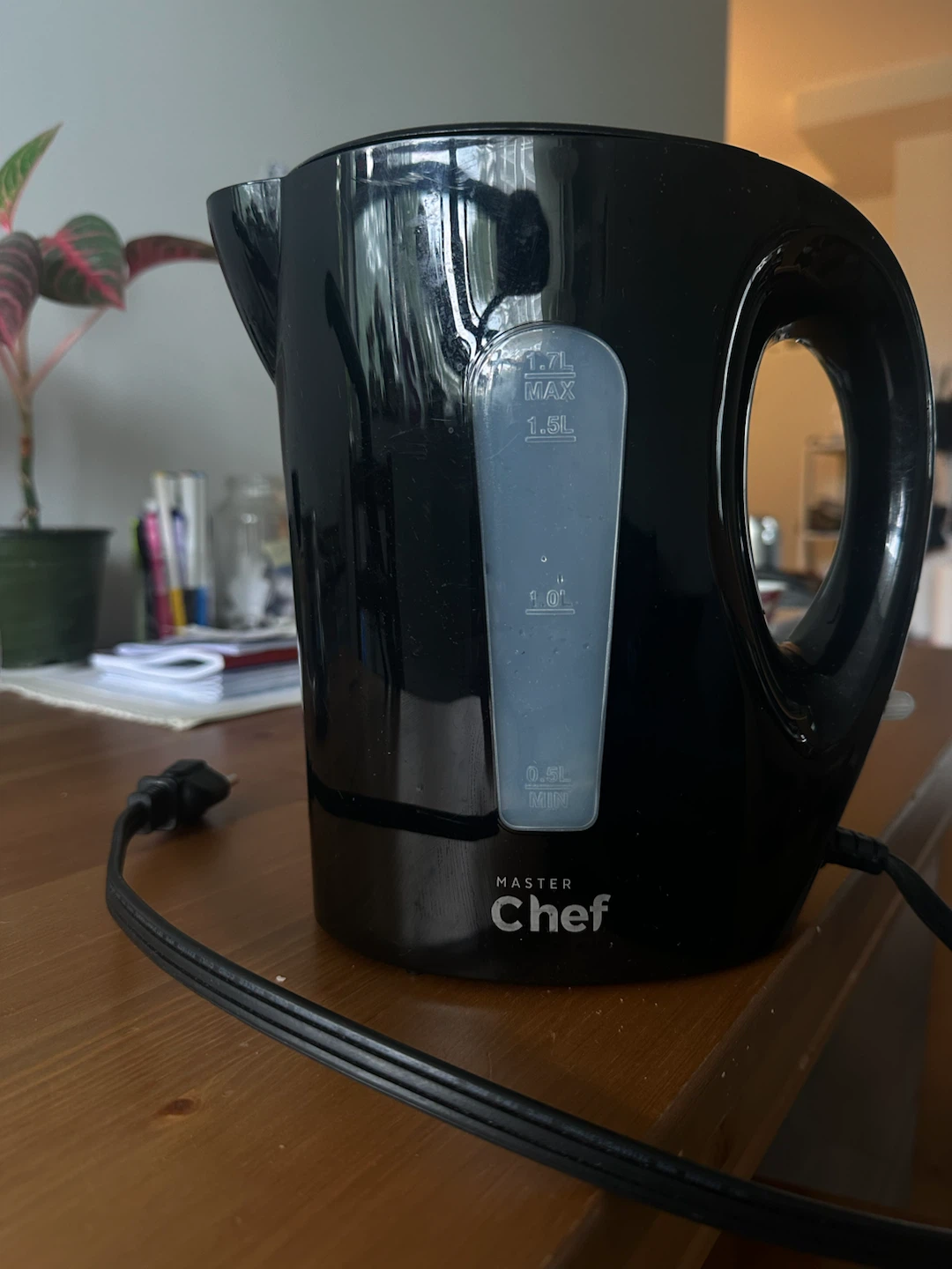 MASTER Chef Corded Electric Kettle w/ Auto Shut Off, Black, 1.7L
