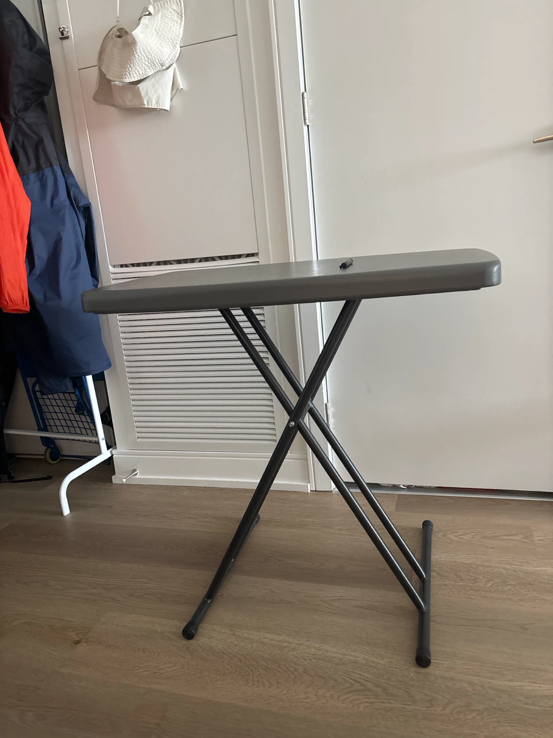 Grey Folding Table - photo 3