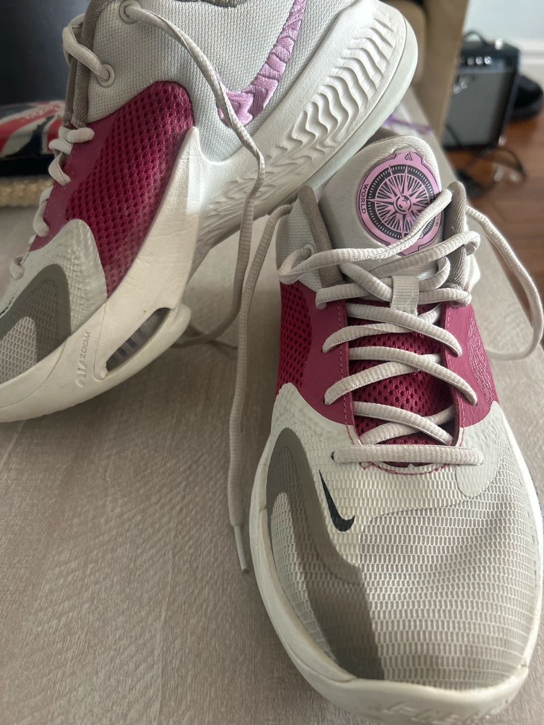 Giannis Freak 3 SIZE 8.5 M - photo 2