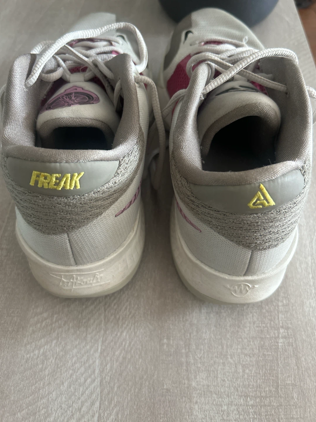 Giannis Freak 3 SIZE 8.5 M - photo 4