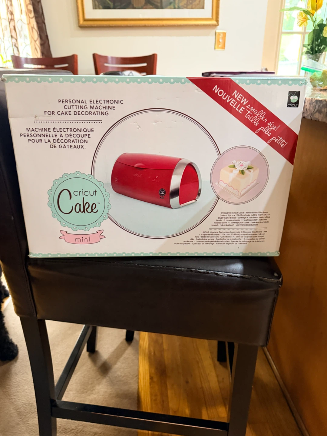 Circuit cake electronic cutting machine