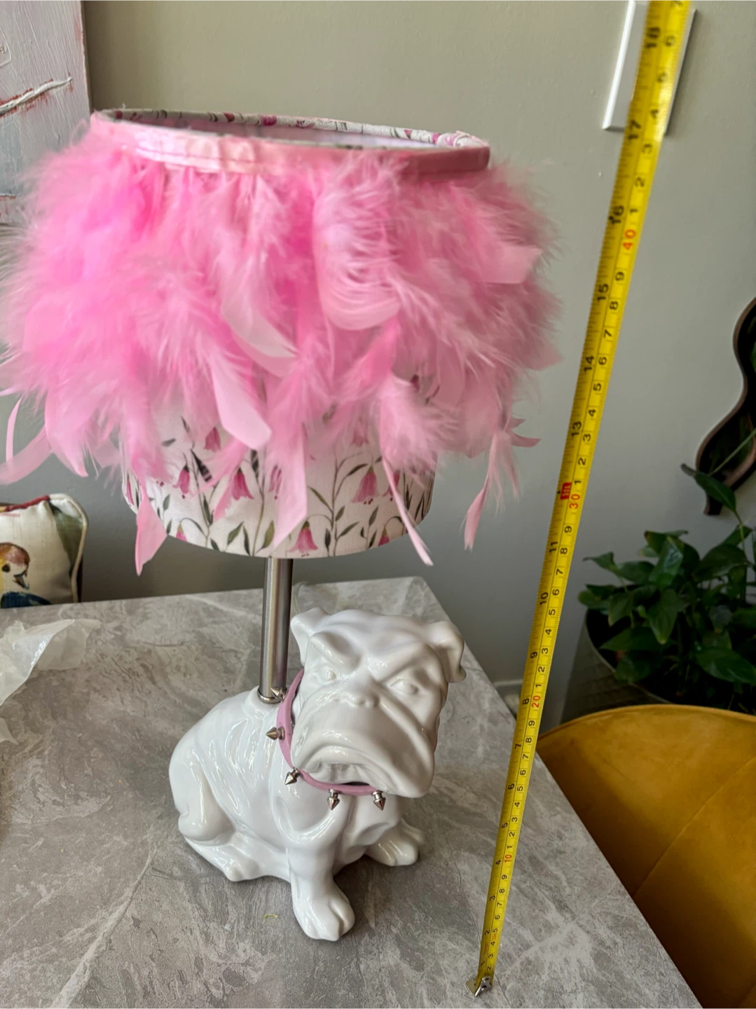 Kitchy pink and white Grumpy Bulldog lamp - photo 4