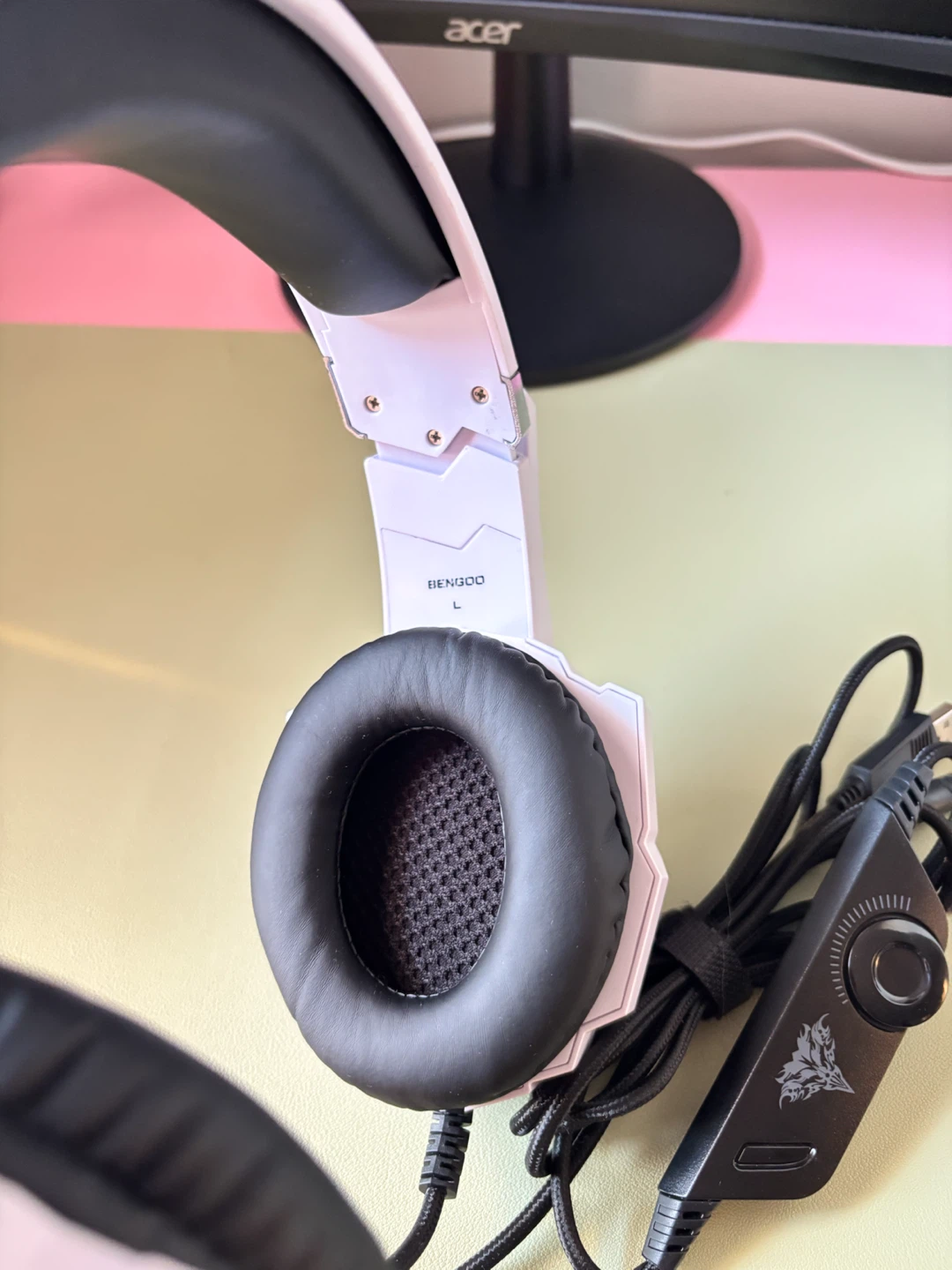 Gaming Headset - White - photo 4