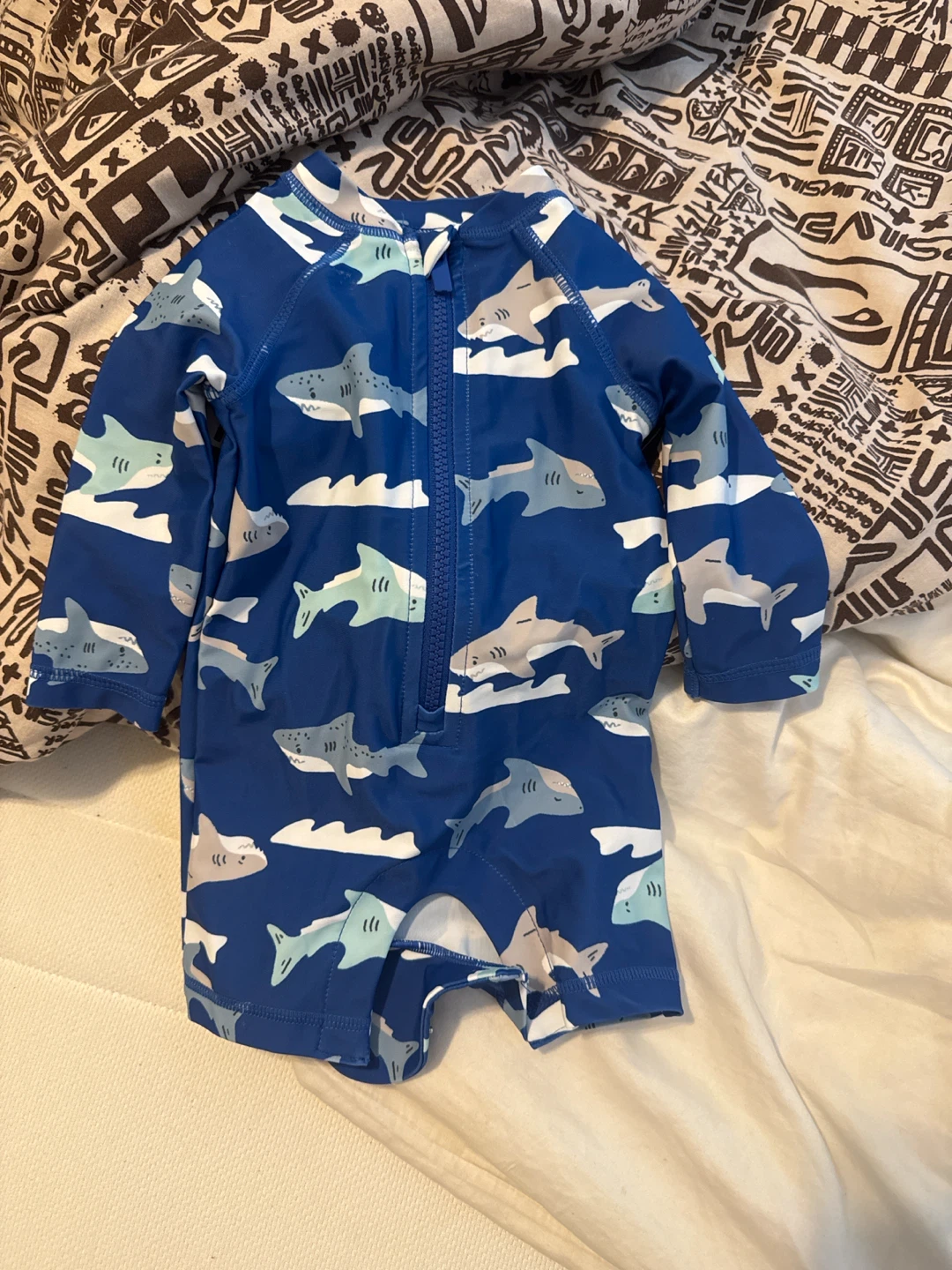 3-6 months Quiksilver Boys' Shark Rash Guard Swimsuit