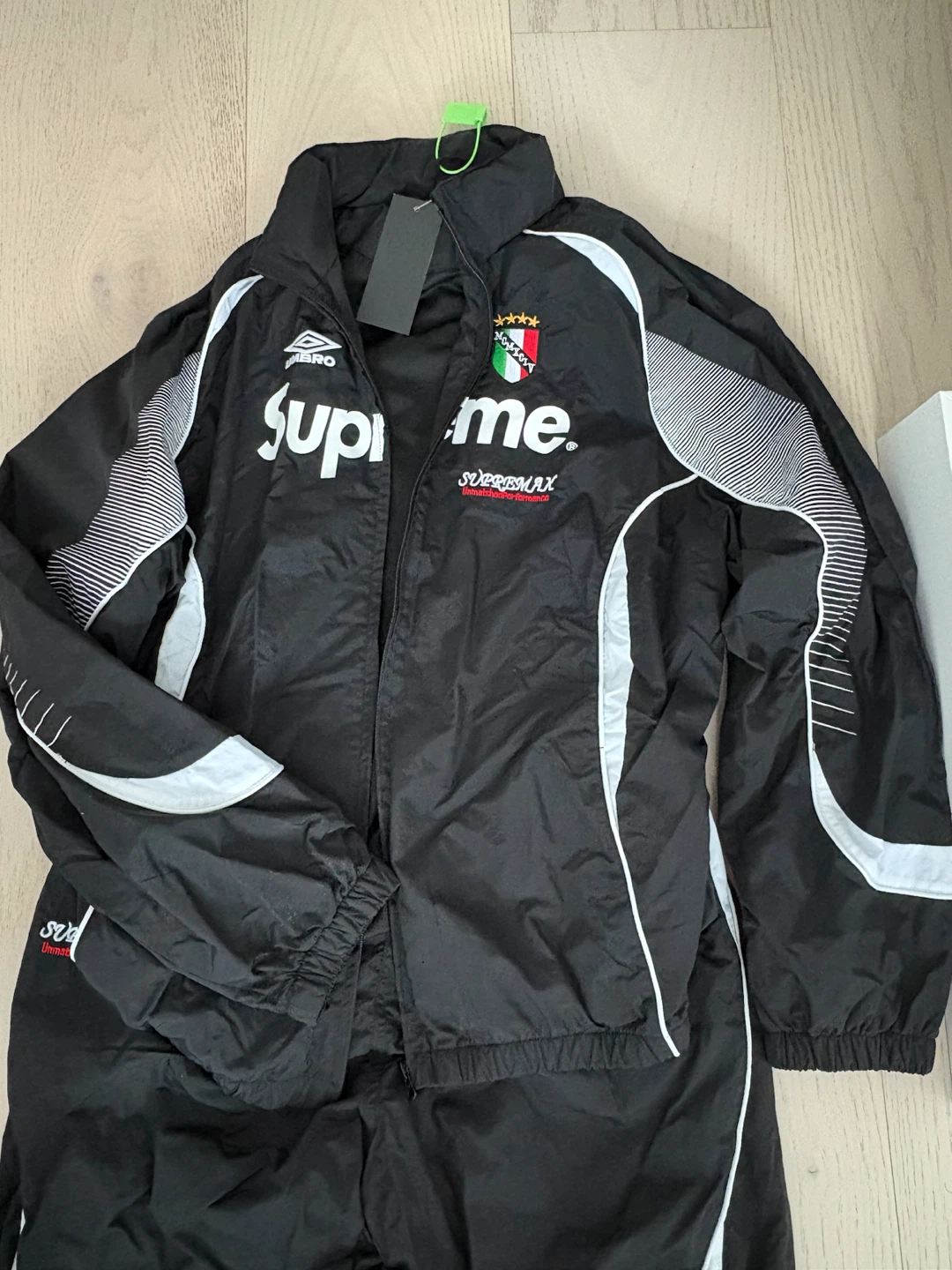Supreme x Umbro Tracksuit Jacket and Pants - photo 4