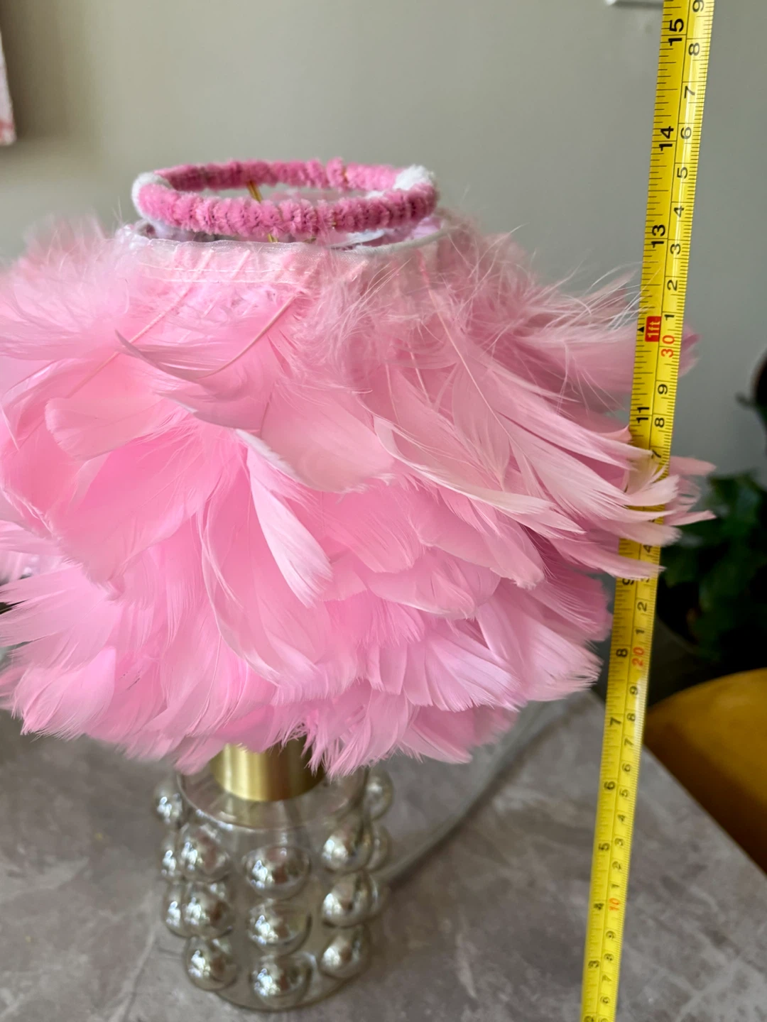 Kitchy Pink Feather and Glass lamp - photo 2