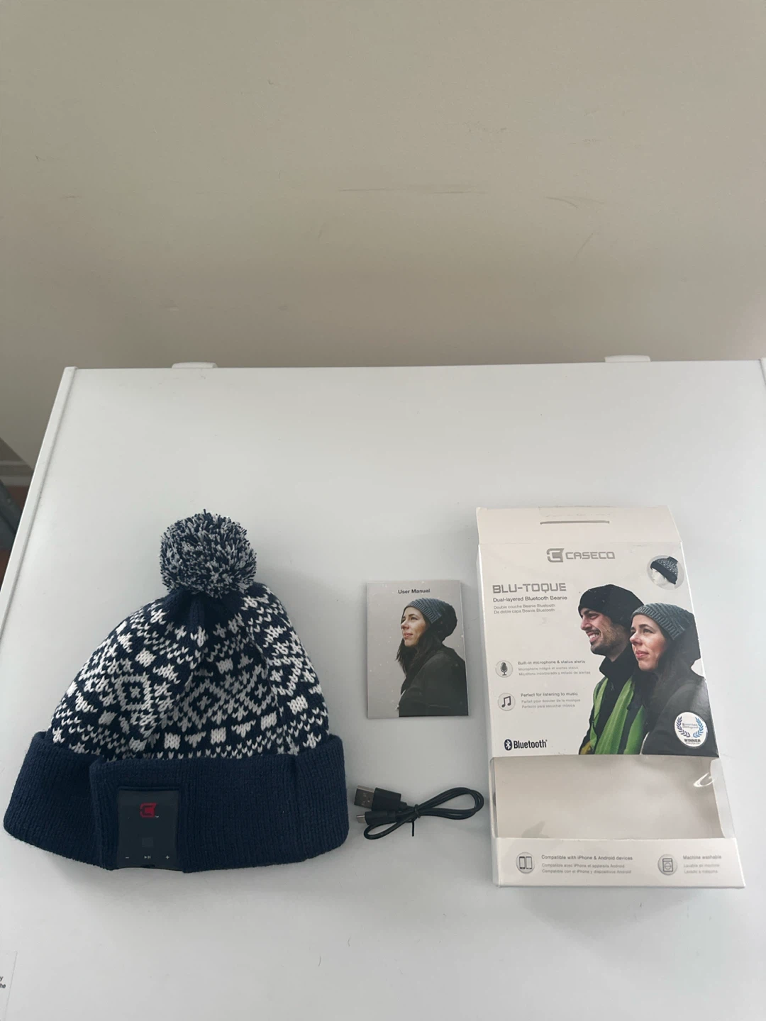 CASECO BLU-TOQUE Dual-layered Bluetooth Beanie