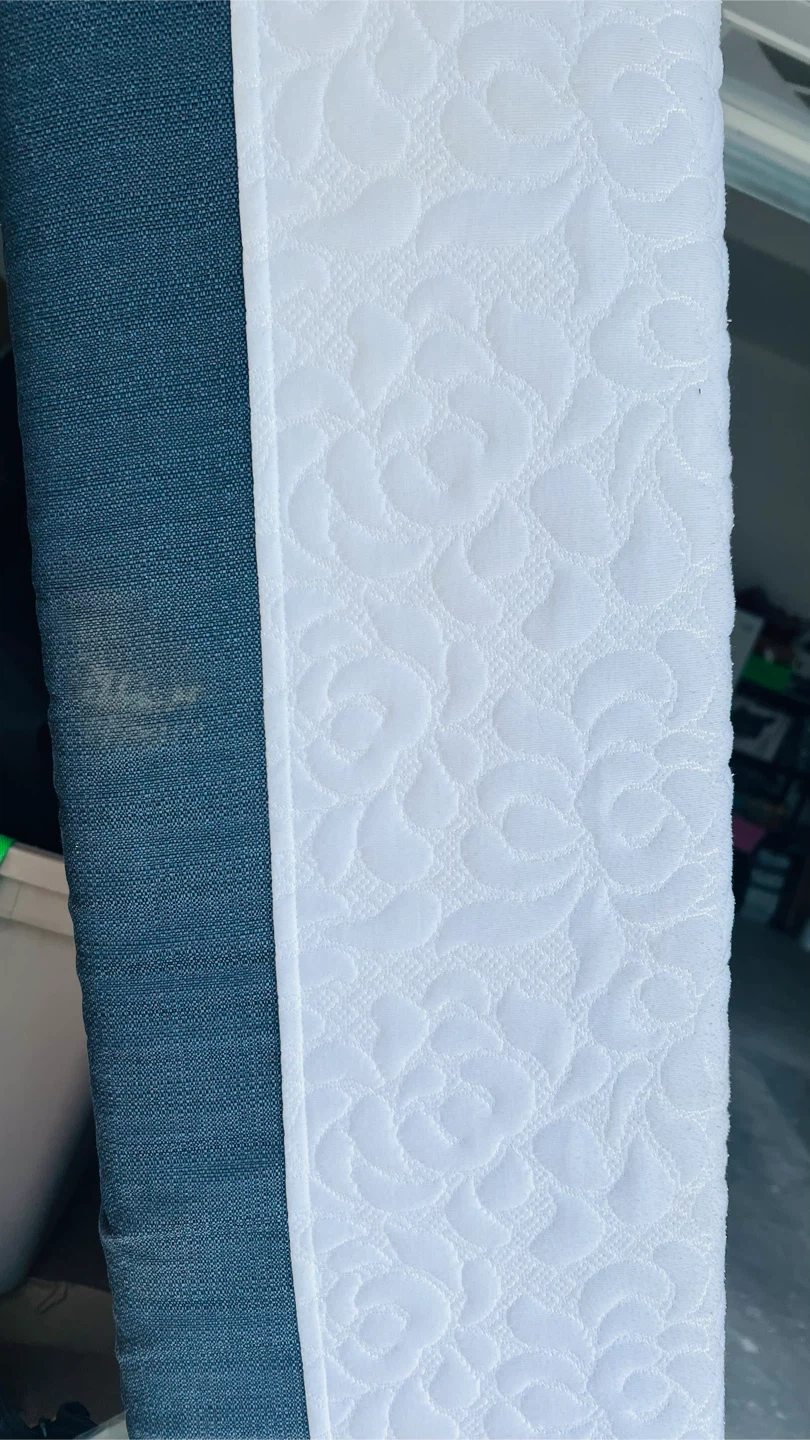 King size mattress - photo 4