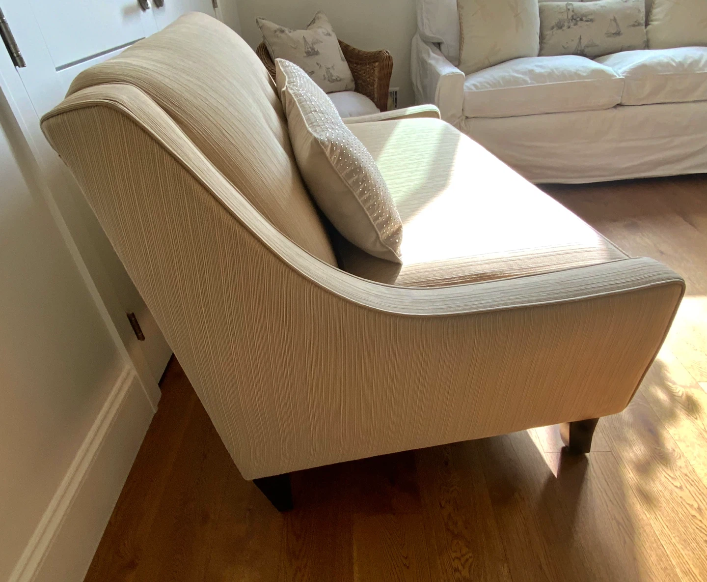 ⭐️Beautiful Custom Casalife Loveseat And Cushions⭐️ - photo 5