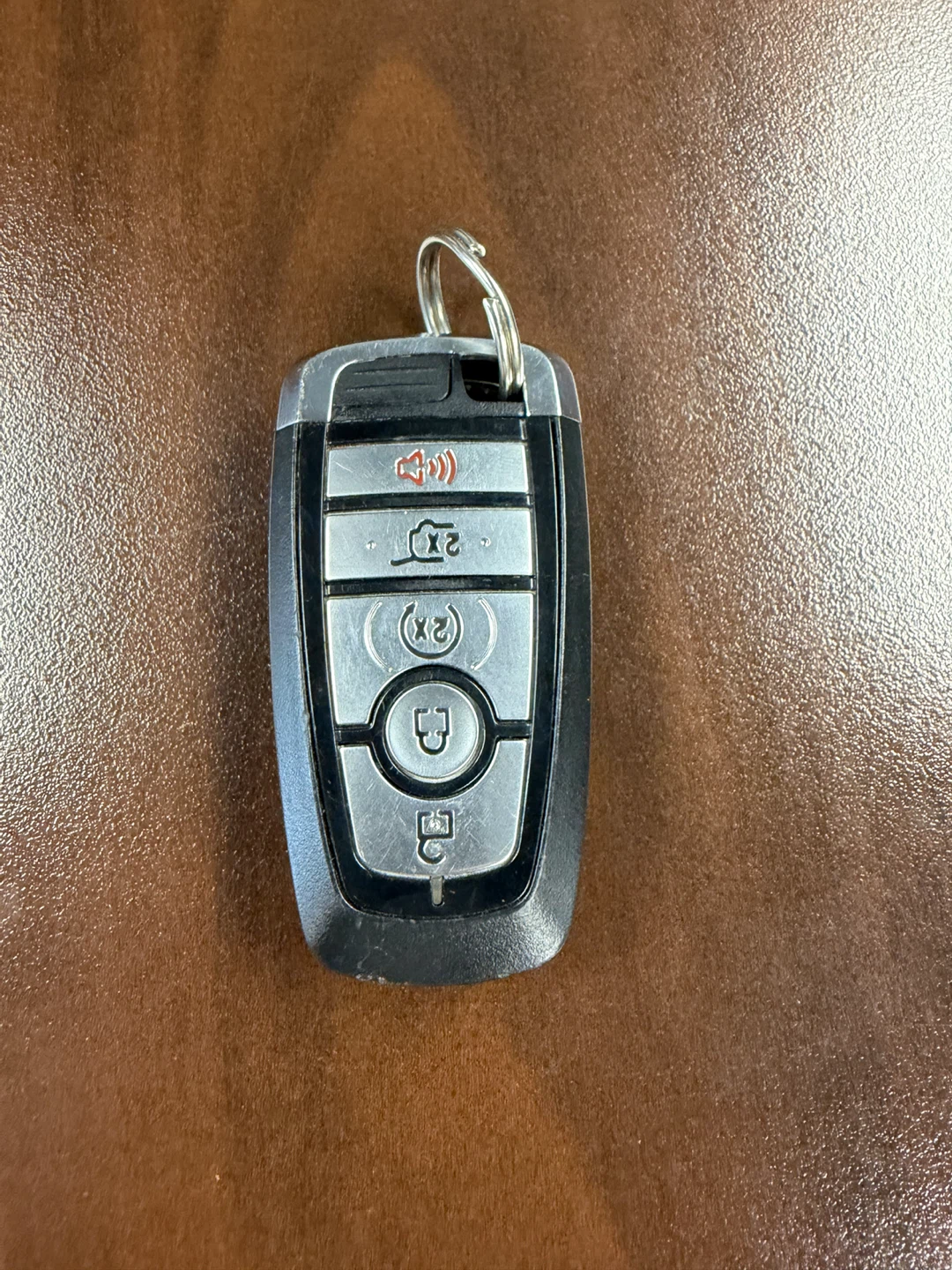 Ford Edge 2022 Key Fob - photo 2