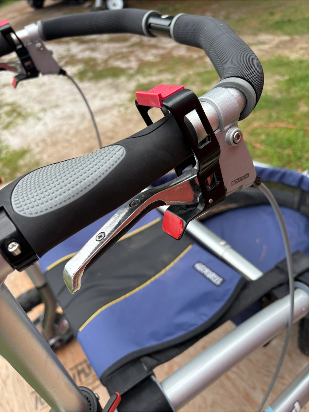 Trionic Veloped Walker