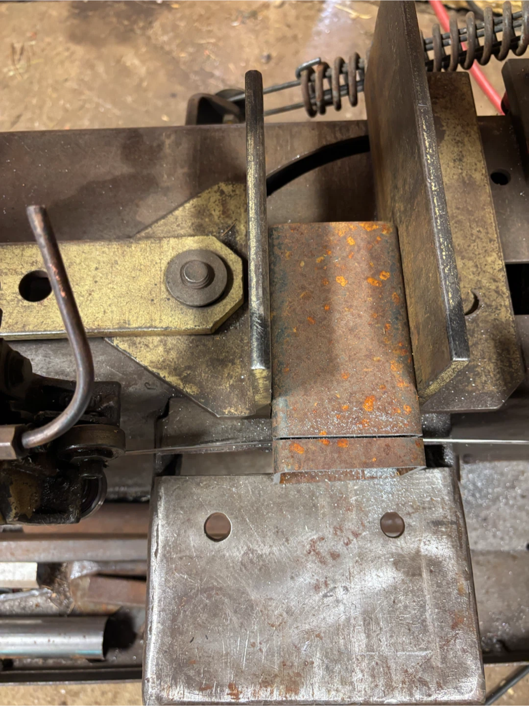 Emerson 7" Metal Cutting Band Saw - photo 2
