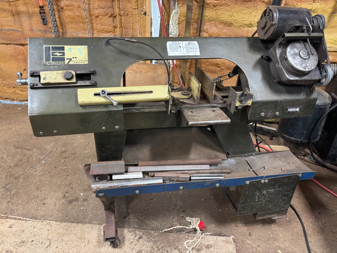 Emerson 7" Metal Cutting Band Saw - photo 3