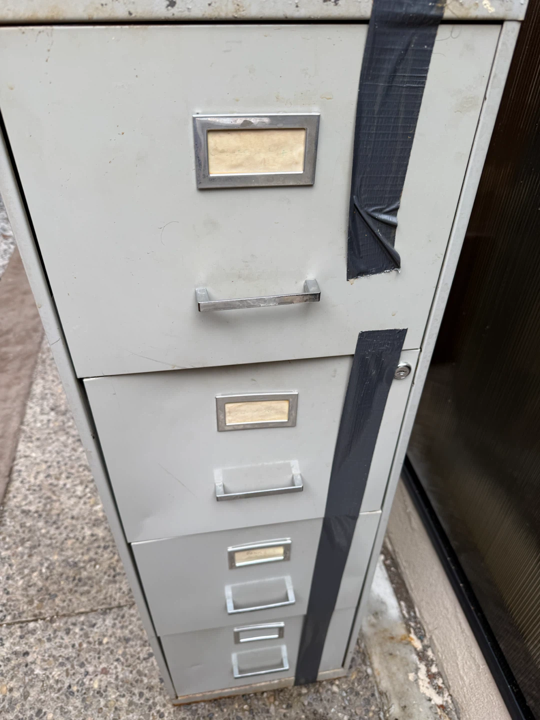 Filing Cabinet - 4 Drawer Metal - photo 2