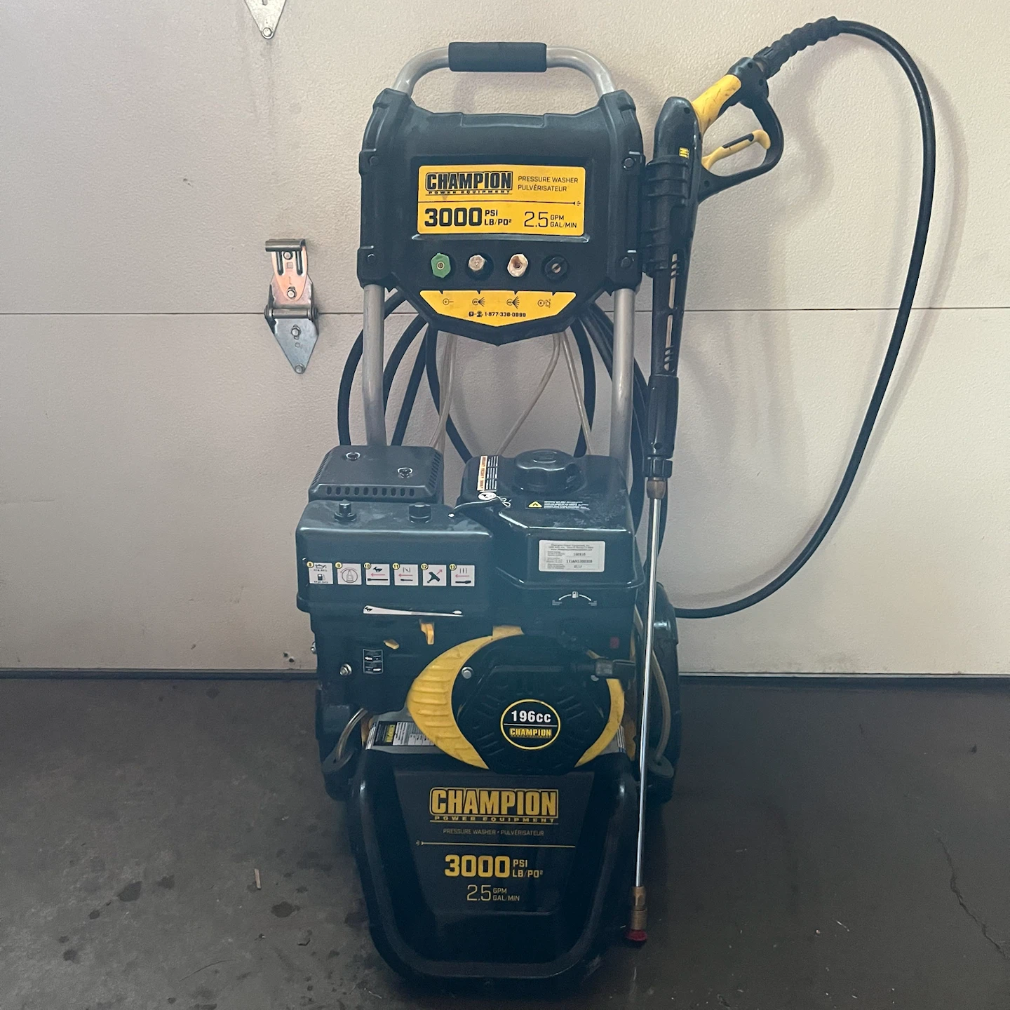 Champion 3000 PSI Pressure Washer - photo 2