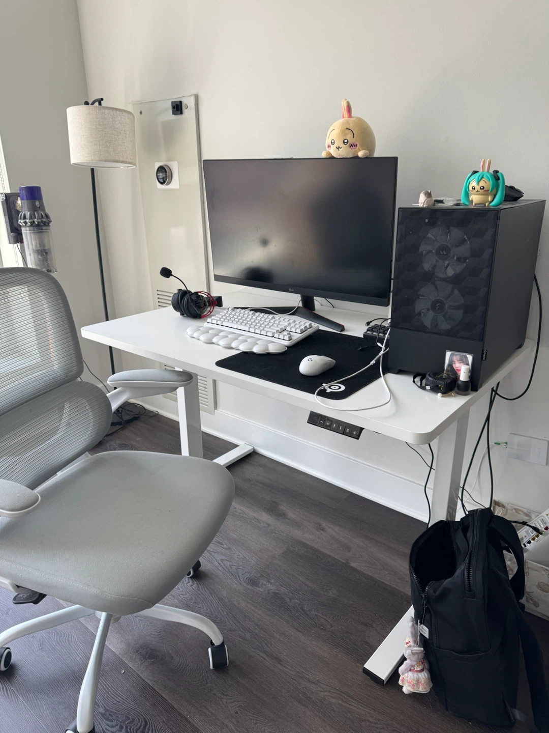 Chair + FlexiSpot EN1 Electric Standing Desk 48” × 30” – White
