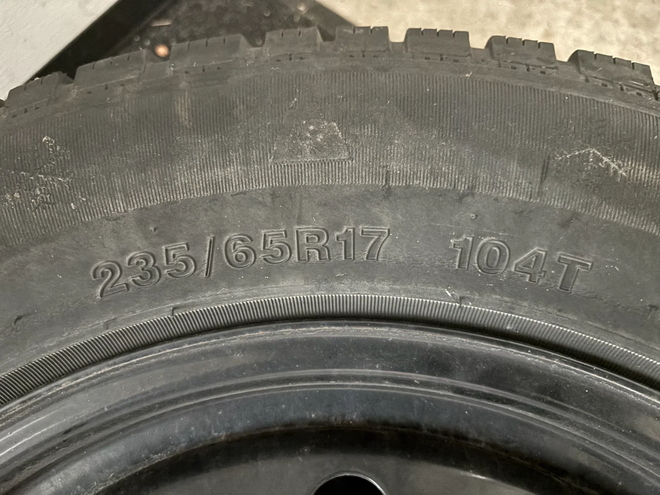 ESKA Winter Tire 235/65R17 104T - photo 2