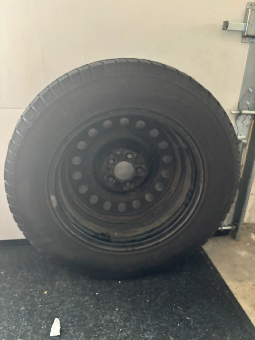 ESKA Winter Tire 235/65R17 104T - photo 3