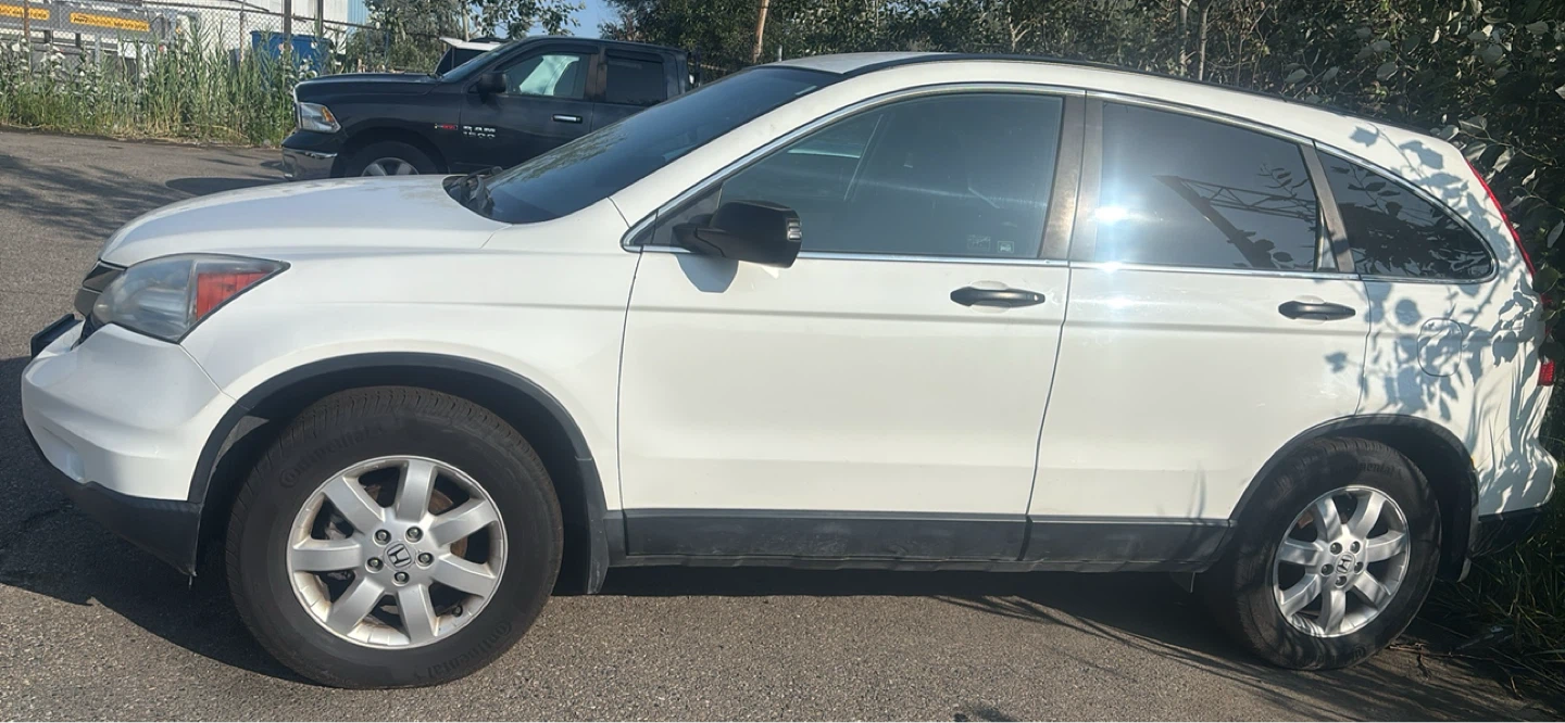 White Honda CR-V SUV - photo 2