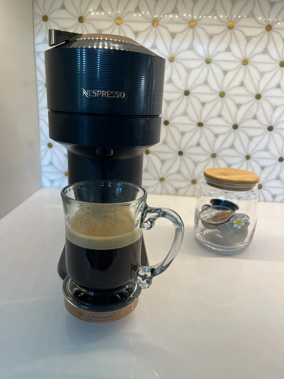 Nespresso Vertuo Coffee Machine - photo 2