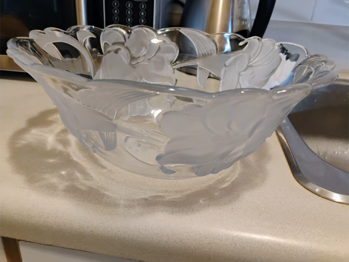 Clear glass decorative bowl