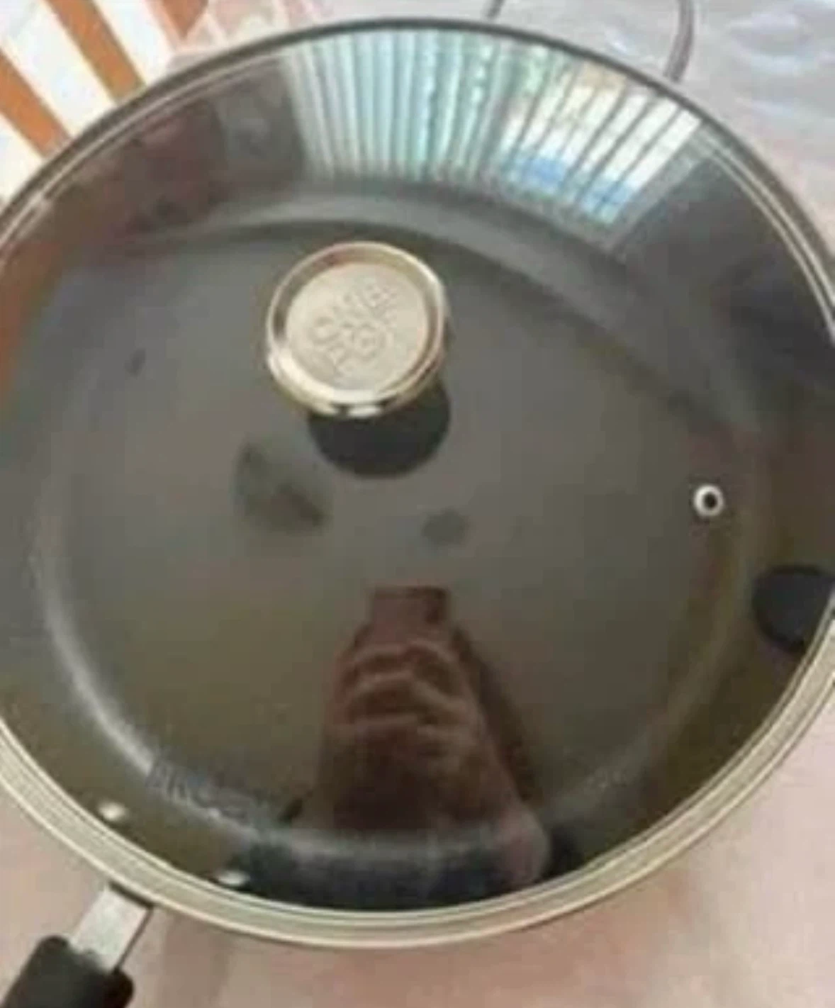 Small and big frying pan (Okay condition) (Both for FREE) - photo 5