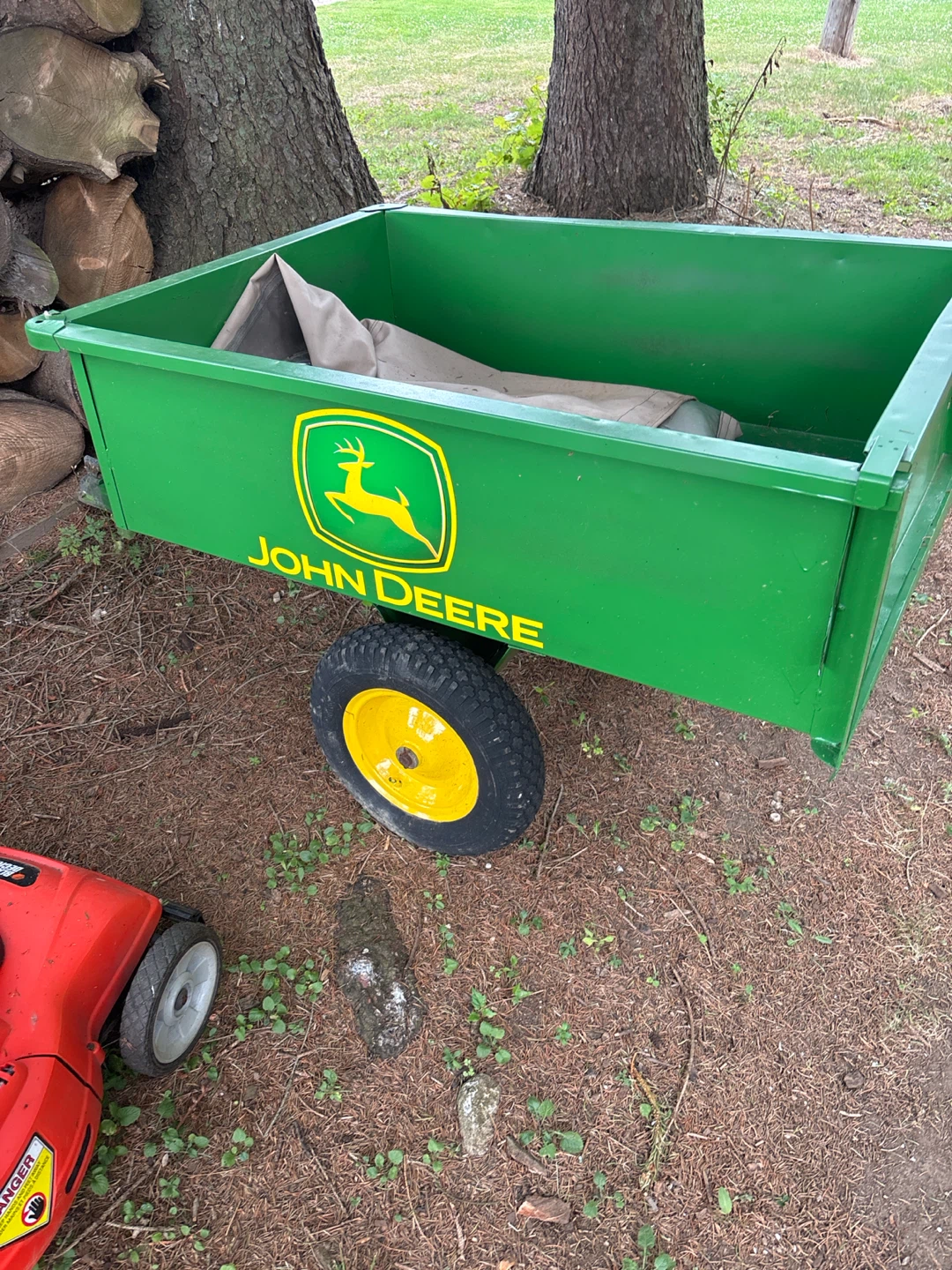 John Deere Yard Cart Trailer - photo 2