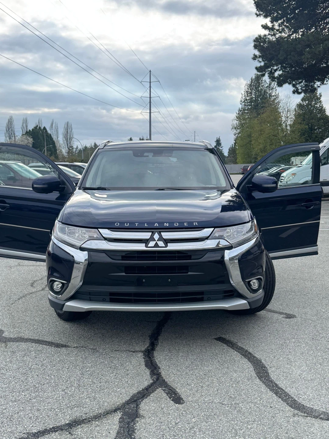 Mitsubishi Outlander Dark Blue SUV 2017 - photo 4