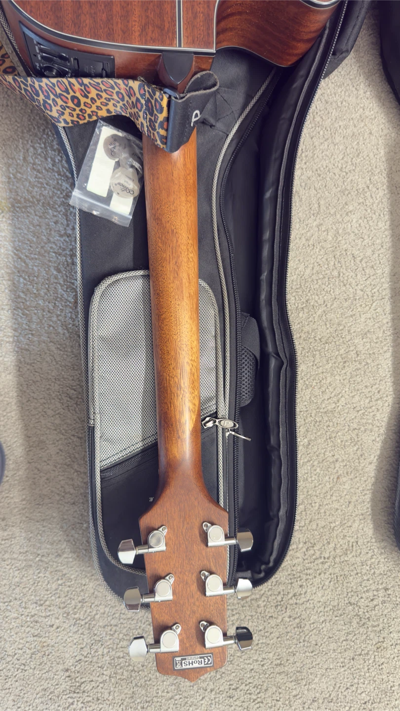 Takamine, Fender Guitars and Mic Stand - photo 4
