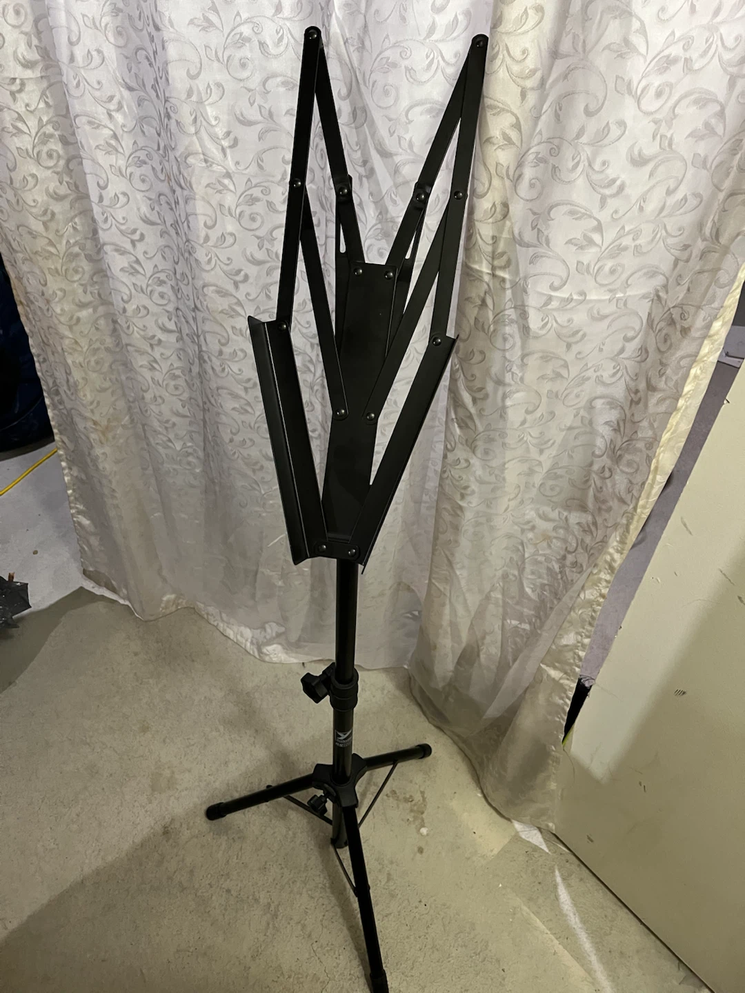 Black Metal Music Stand - photo 2