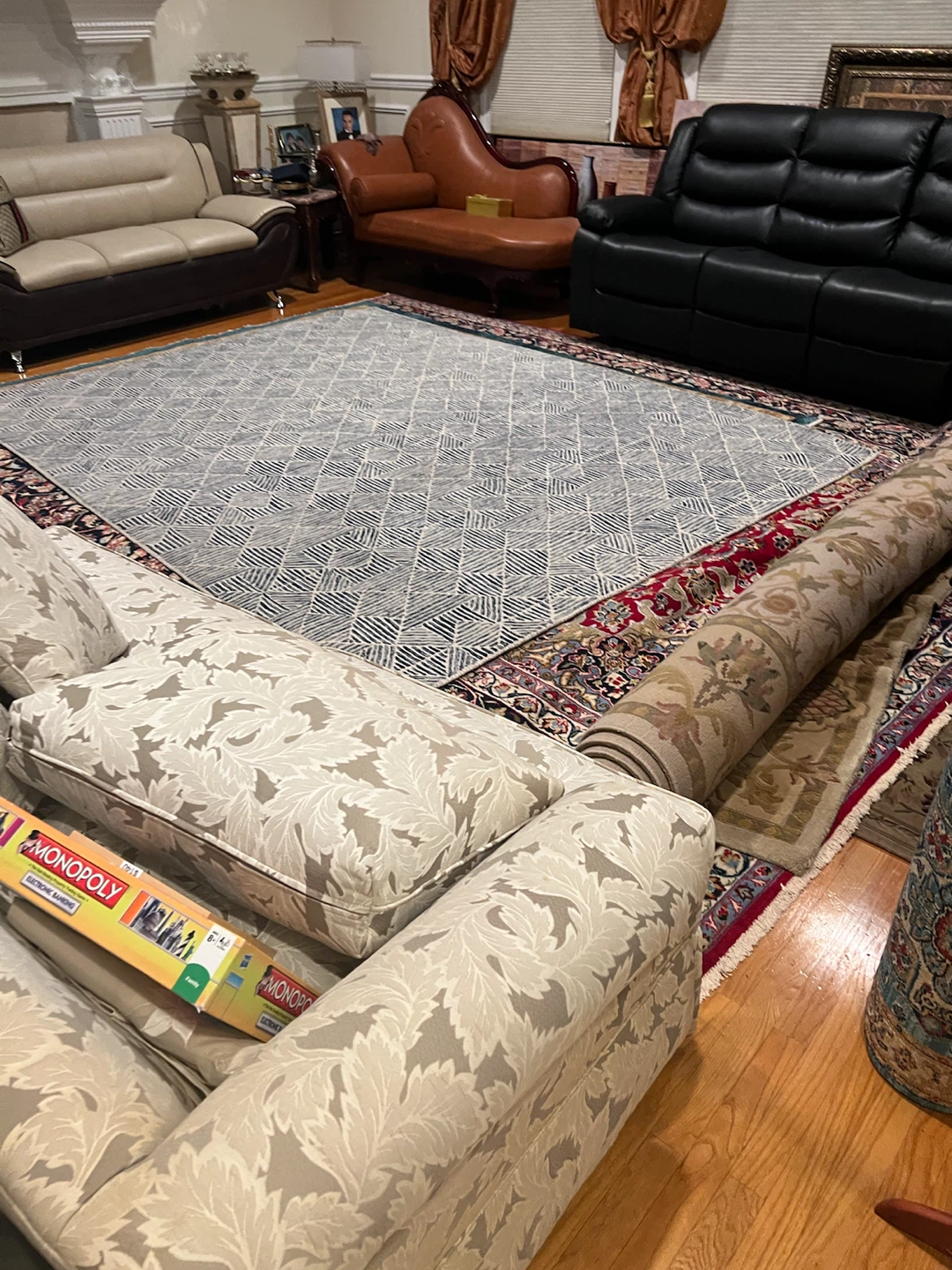 Large Persian Style Area Rug - photo 4