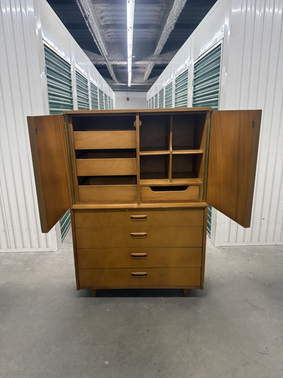 Mid-Century Modern Gentleman’s Chest / Armoire Dresser - photo 2