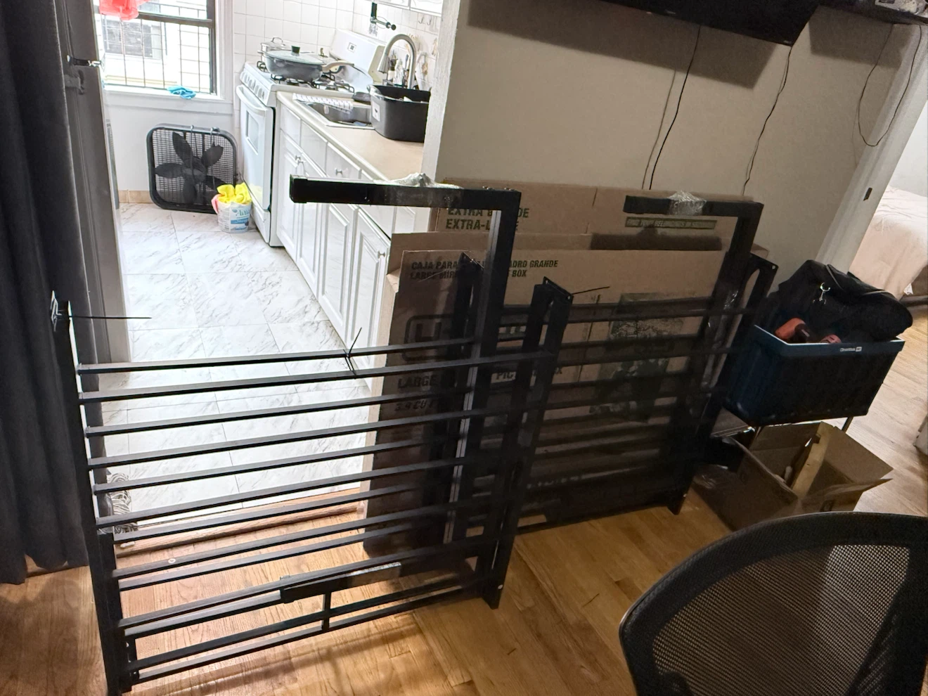 Black Metal Bed Frame TWIN SIZE - photo 4