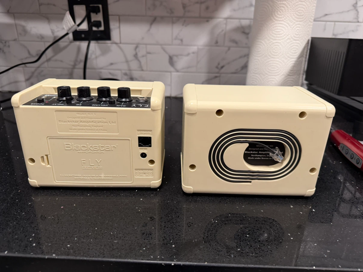Special Edition Cream Blackstar FLY 3 2 Watt Mini Guitar Amp - photo 3