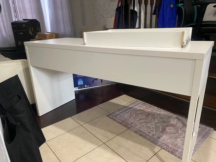 White Desk with Drawer - photo 4