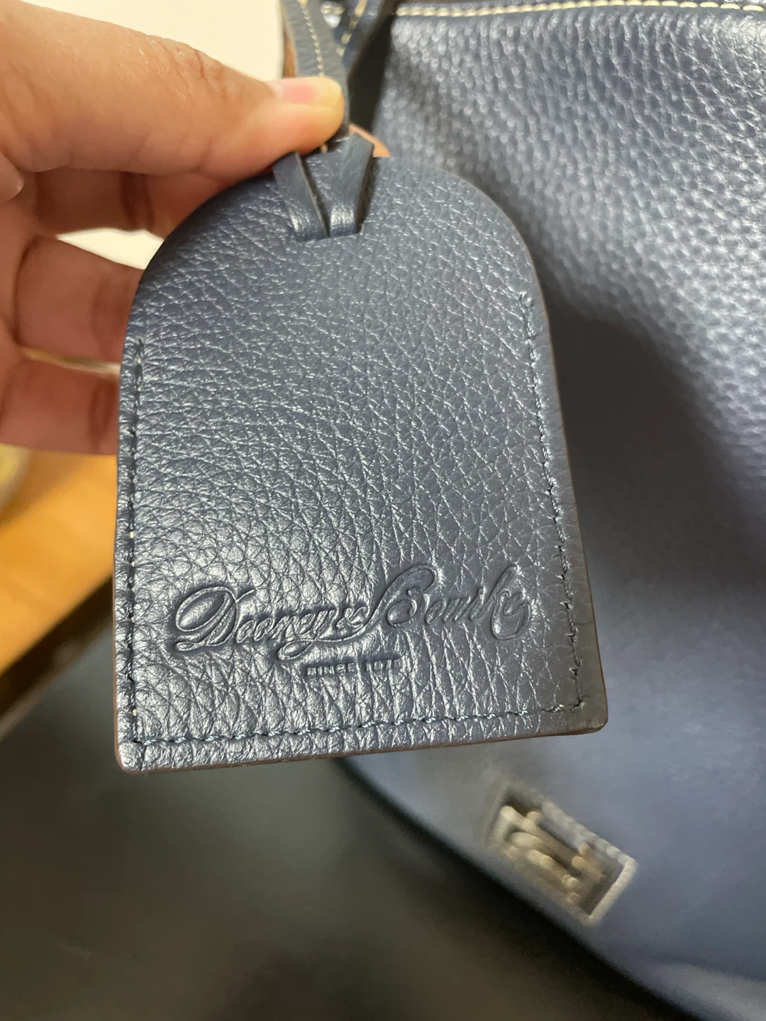 Authentic Dooney & Bourke Navy Leather Shoulder Bag - photo 3
