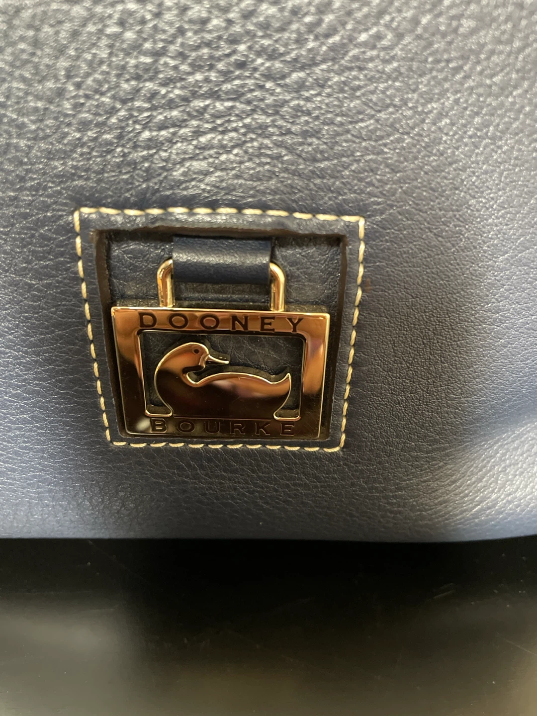 Authentic Dooney & Bourke Navy Leather Shoulder Bag - photo 4