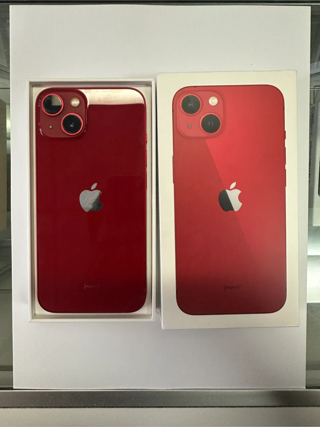 Apple iPhone 13 Red 128GB