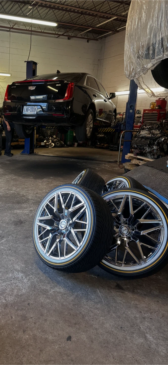 4/20 inch shift rims 3 vouge tires - photo 2