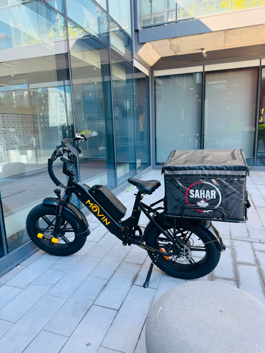 Movin Electric Fat Bike with SAHAR Delivery Box