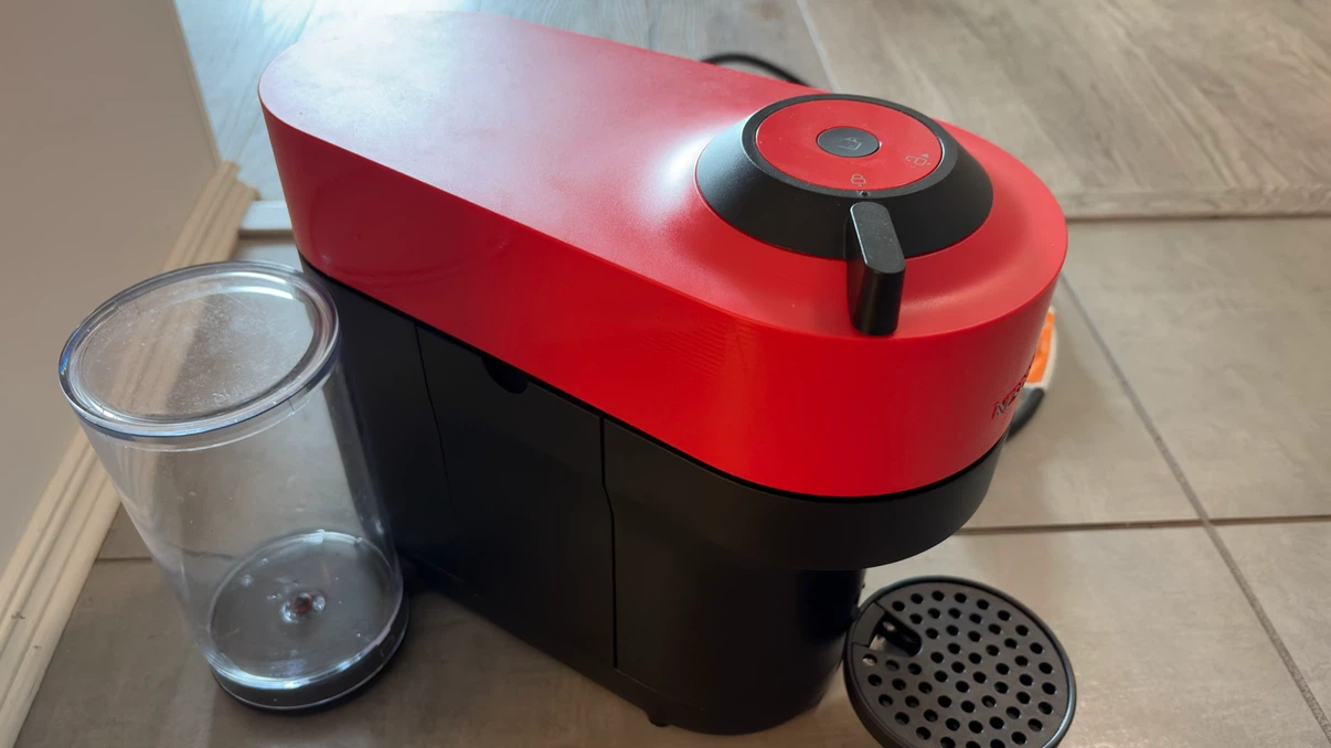 Nespresso Vertuo Pop + Red Coffee Machine-faulty - photo 2