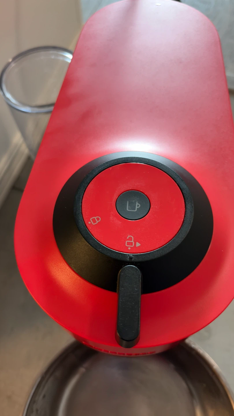 Nespresso Vertuo Pop + Red Coffee Machine-faulty - photo 4