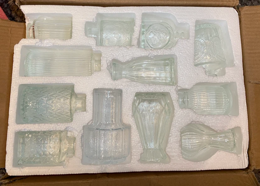 New 12 Clear Glass Bud Vases - photo 4