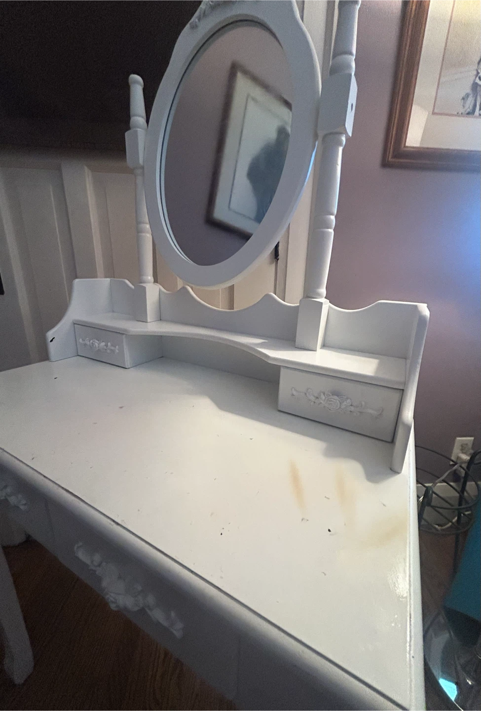 White Vanity Dresser Table with Mirror