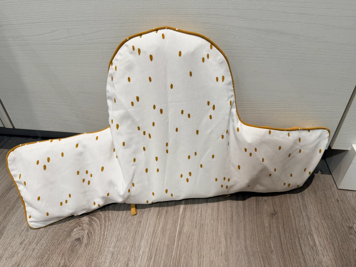 Baby support cushion